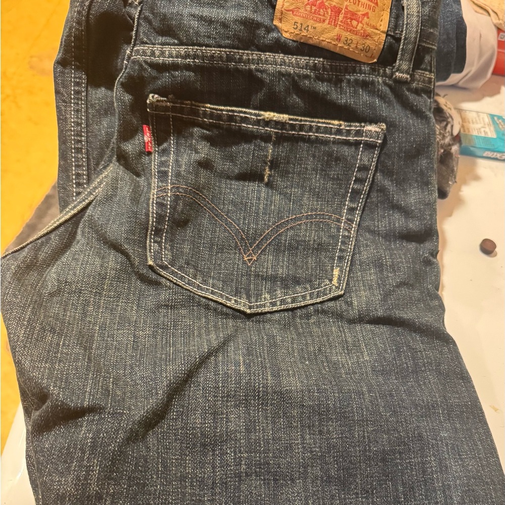 Levi’s 514 straight mens jeans